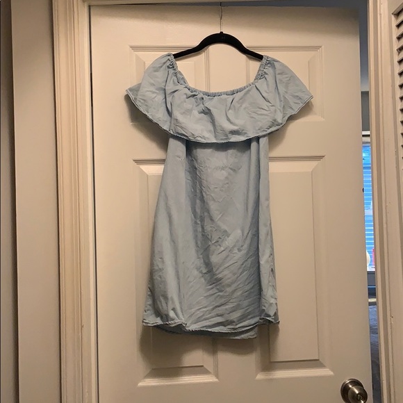 BB Dakota Off the shoulder dress - Picture 3 of 5